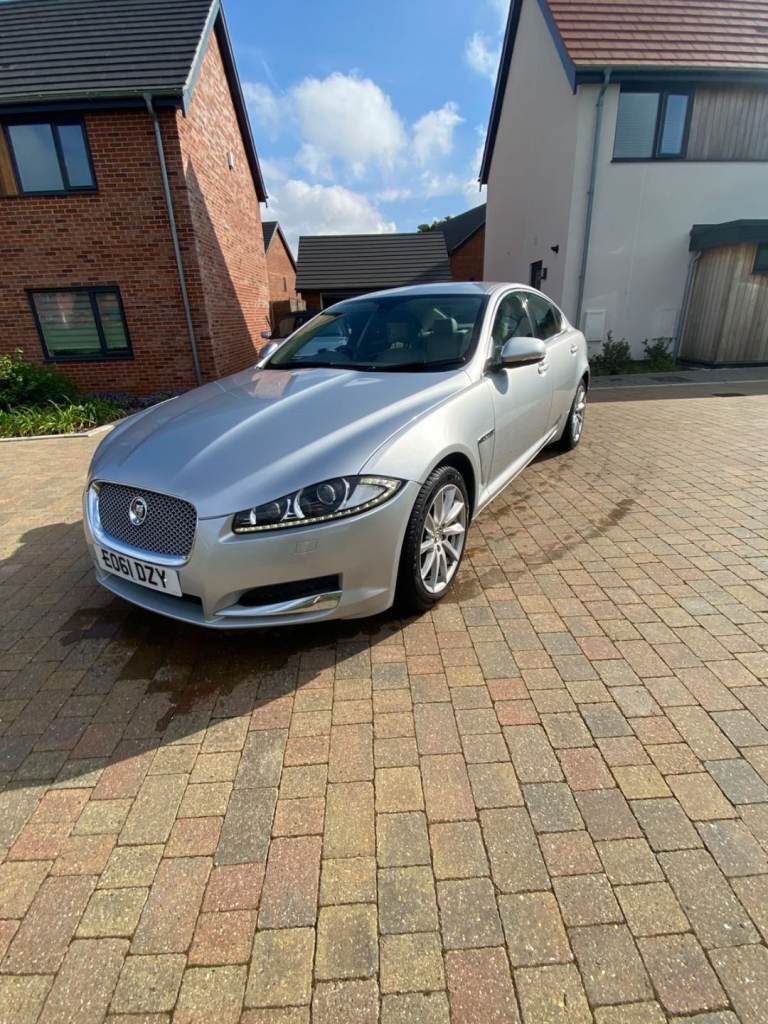 Jaguar xf