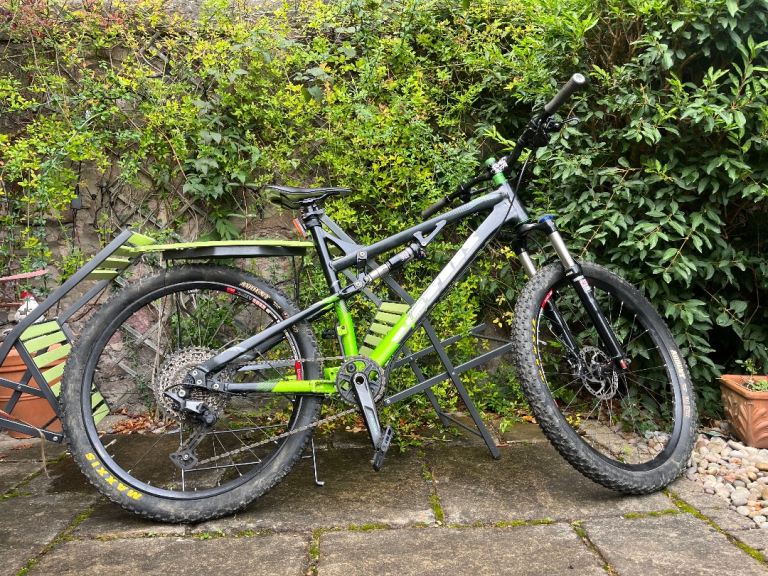 Vitus 26” Full suspension MTB Shimano decore 12 speed drivetrain