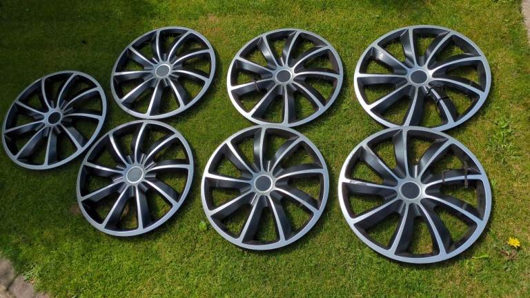 Wheel trims