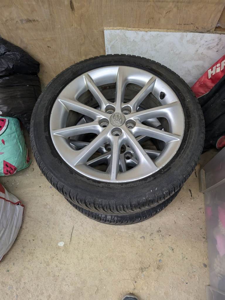 Alloy wheels and tyres