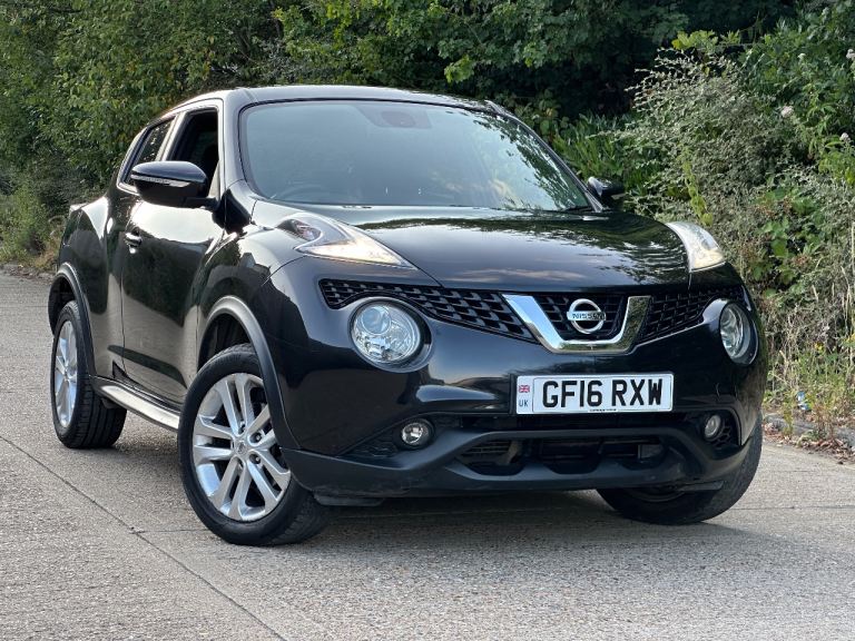 **AUTOMATIC** 2016 Nissan Juke 1.6 N-Connecta XTRON AUTO