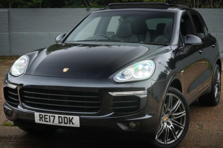 2017 Porsche Cayenne 4.2 TD V8 S Platinum Edition TiptronicS 4WD Euro 6 (s/s) 5dr ESTATE Diesel A...