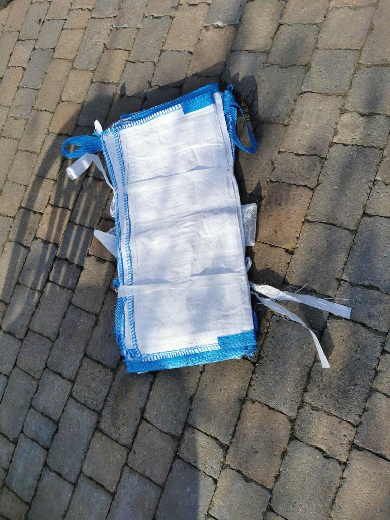 Builders 1 ton bulk bags x 100 brand new