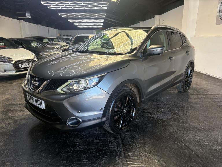 2016 Nissan Qashqai 1.5 dCi Tekna 5dr HATCHBACK Diesel Manual