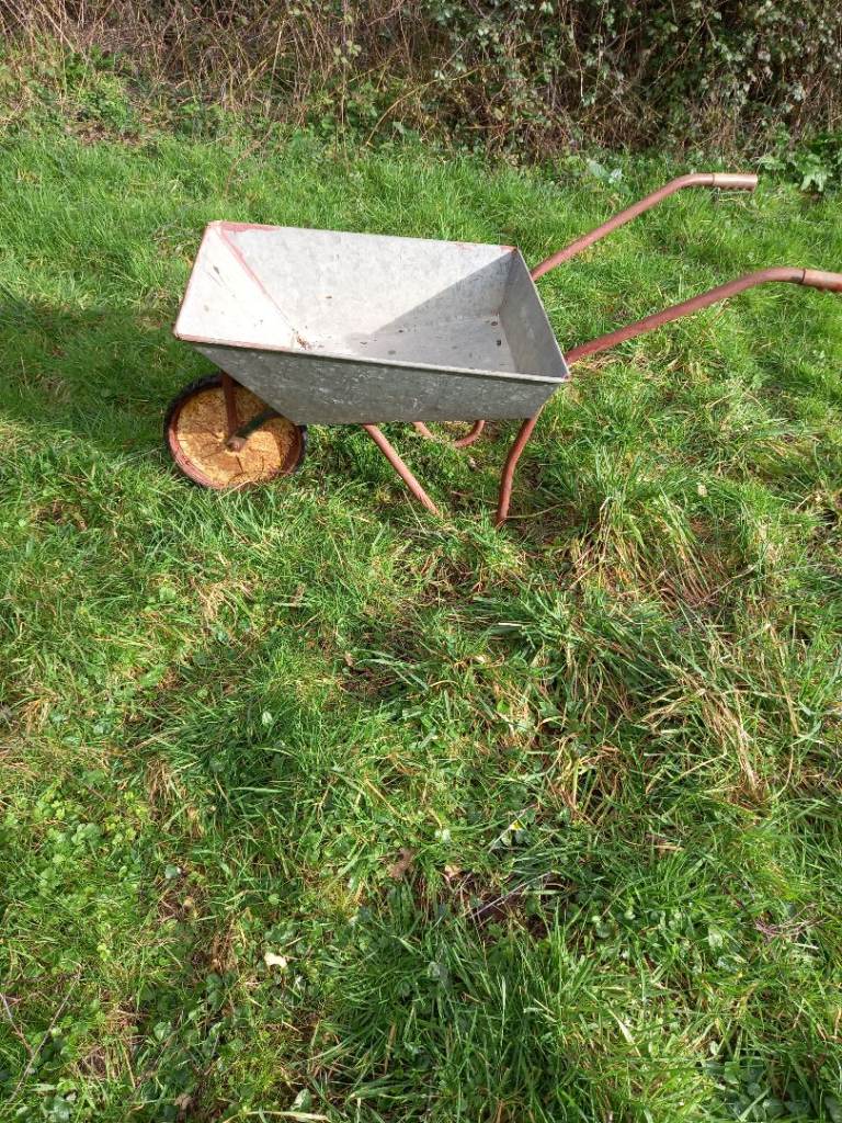 Galvanised wheelbarrow with solid wheel