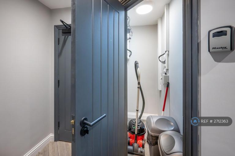 Studio flat in Haydon, Swindon, SN25 (#2712363)