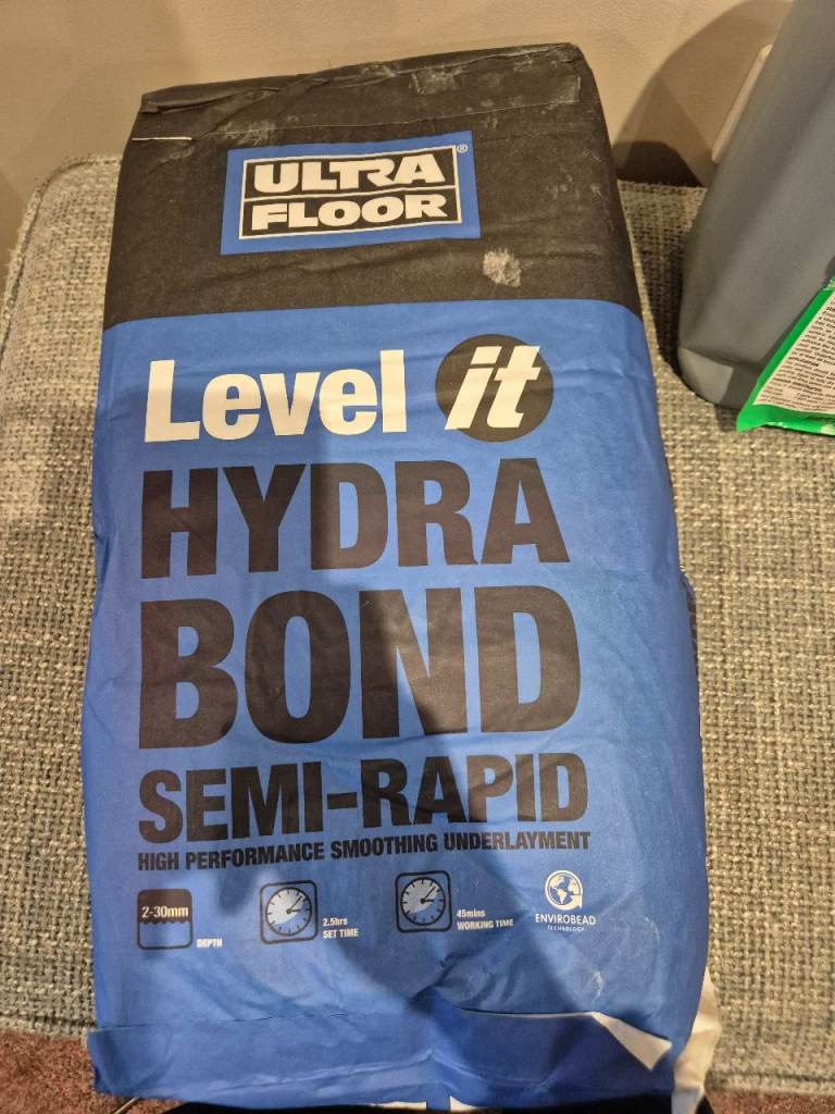 Ultra Floor Level It Hydr Bond Screed and Primer