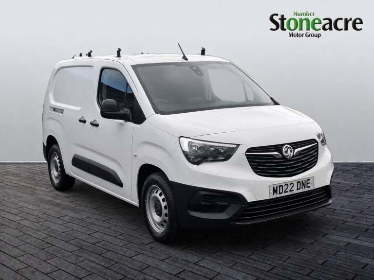 2022 Vauxhall Combo 1.5 Turbo D 2300 Dynamic Crew Van Double Cab 6dr Diesel Manual L2 Euro 6 (1 P...