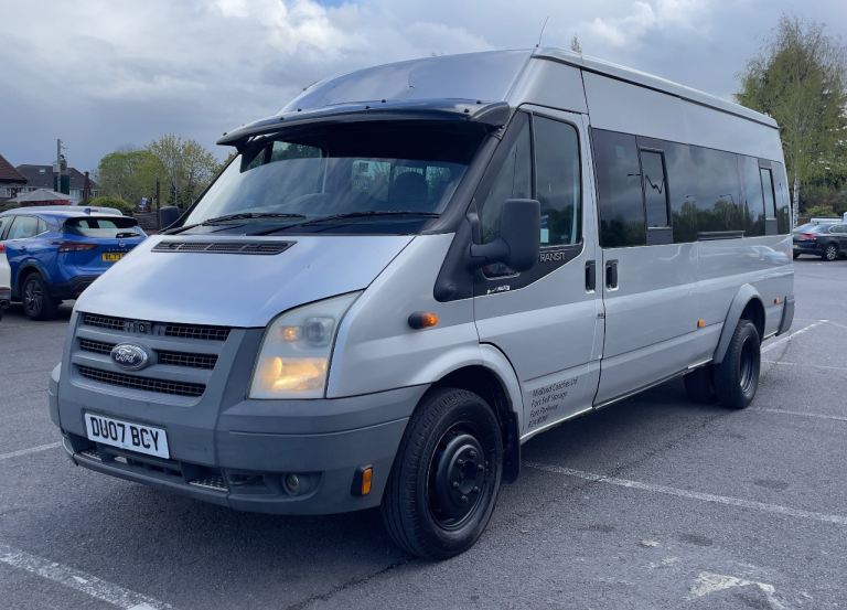 Ford Transit TDCI RWD - 2.4L - Diesel - 17 Seater - 5dr - 2007