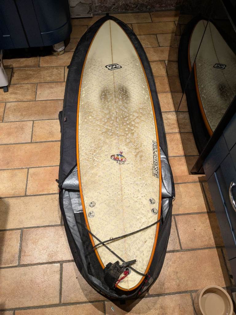 6'10" Billabong surfboard