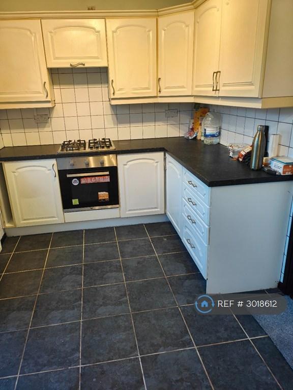 5 bedroom house in St Agnes Road, Doncaster, DN4 (5 bed) (#3018612)