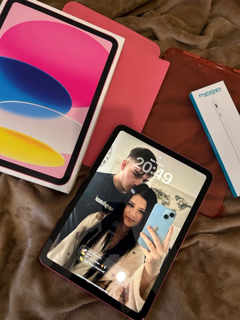 Apple iPad 2025 11 Inch Wi-Fi 128GB - Pink -