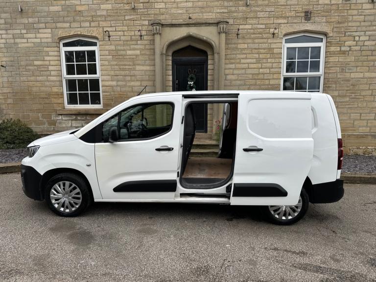 PEUGEOT PARTNER L2 LONG PROFESSIONAL TOP SPEC*TWIN SIDE LOADER*LWB*NO VAT* PX*