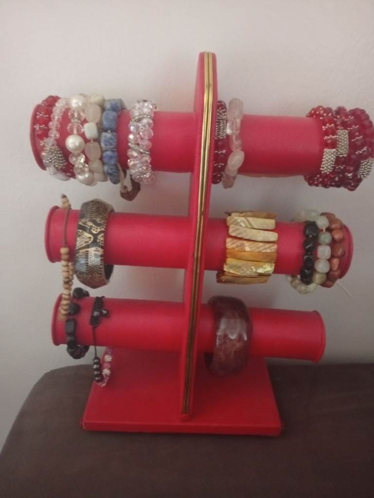 Jewellery stand crystal and custom