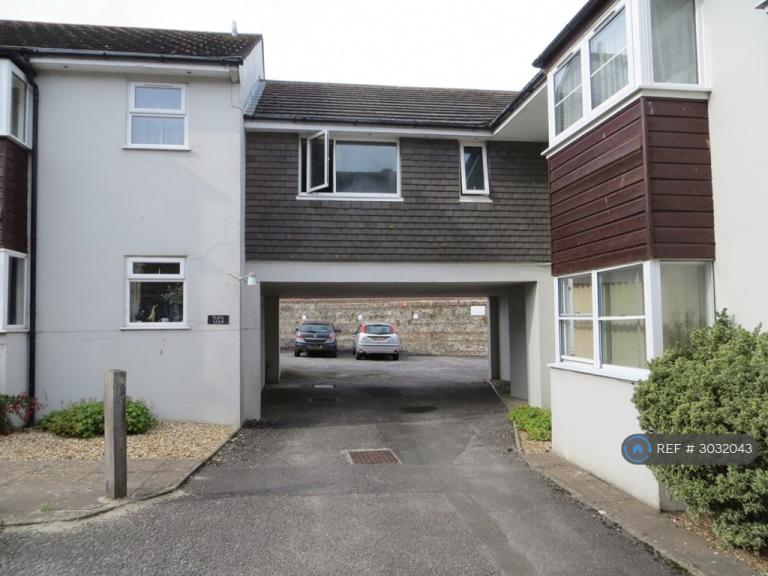 1 bedroom flat in Jubilee Court, Dorchester, DT1 (1 bed) (#3032043)