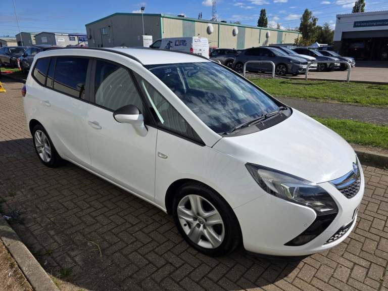 2012 Vauxhall Zafira Tourer 1.4 T Exclusiv MPV Petrol Manual