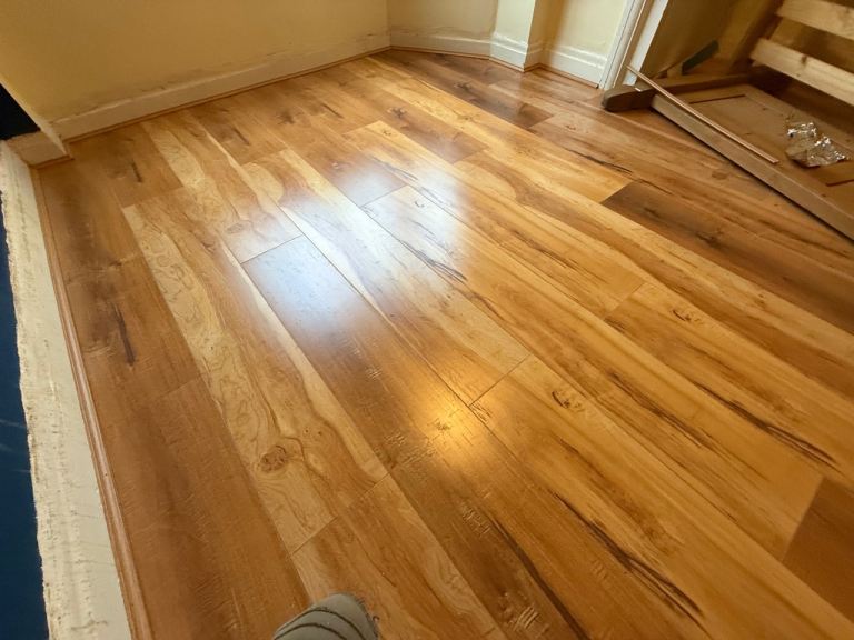 Laminate flooring 