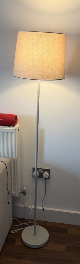 White Floor Lamp with Cream Shade – Good as new