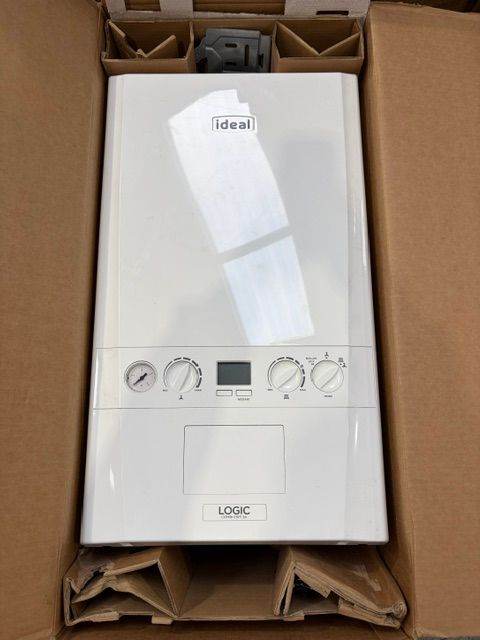 Ideal Logic ESP1 35 Combi Boiler (Model 215430)
