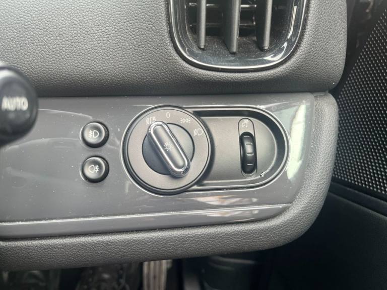 2019 19 MINI COUNTRYMAN 1.5 COOPER SUV 5DR PETROL STEPTRONIC EURO 6 (S/S) (136 P