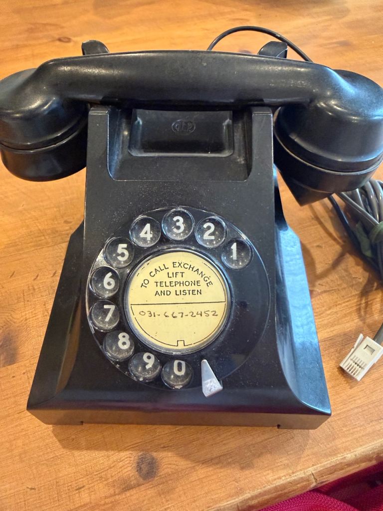 Vintage Black Rotary Dial Telephone – Good Condition