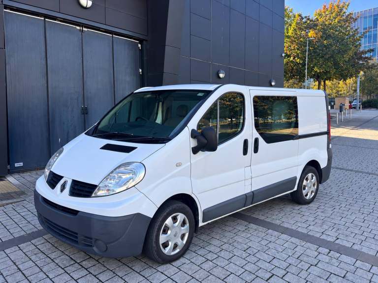 2013 Renault Trafic 2.0 dCi SL27 Combi Van Diesel Manual