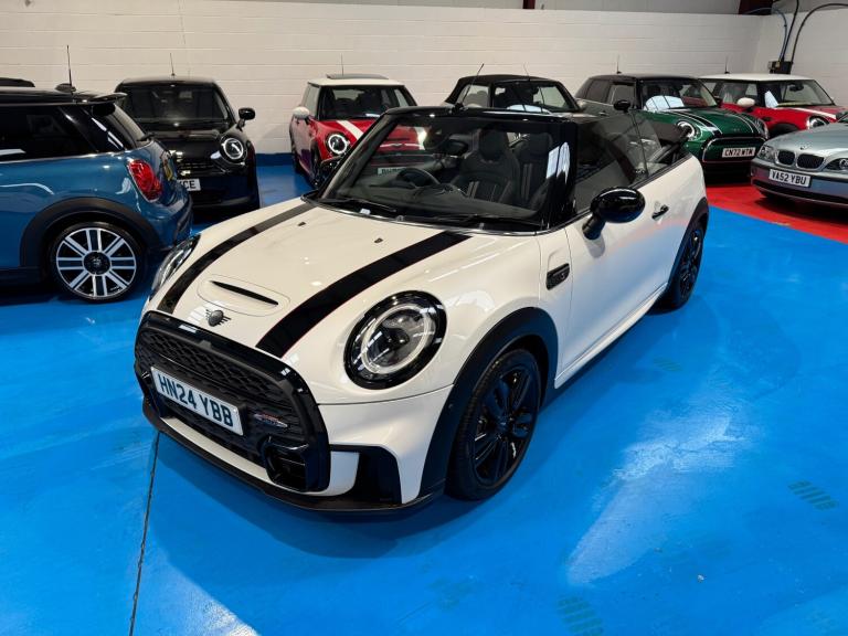 2024 MINI Convertible 2.0 Cooper S Sport II 2dr Auto [Comfort/Nav Pack] CONVERTIBLE Petrol Automatic