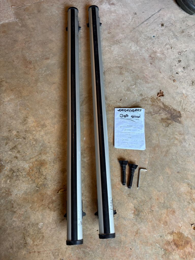 FARAD BEAMAR3 120cm roof rack bars to fit a BMW 3 series touring