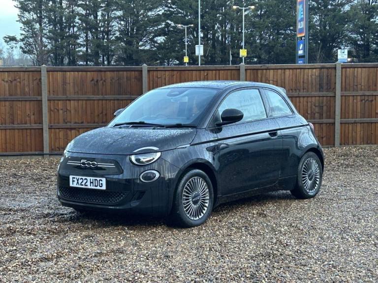 2022 Fiat 500e 42kWh Icon Hatchback 3dr Electric Auto (118 ps) Hatchback ELECTRIC Automatic