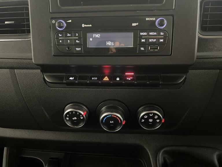 2023 Renault Master LM35dCi 135 Business+ Medium Roof Van PANEL VAN DIESEL Manual