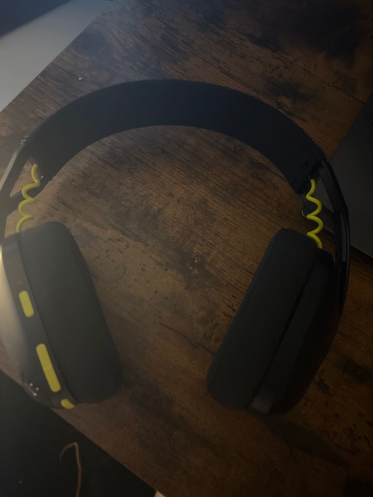 Black and Yellow Gaming Headphones – Good Condition