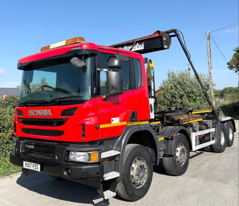 2017 SCANIA P370 CONSTRUCTION SPEC 8X4 BOUGHTON HOOKLOADER 32 TON AIR-CON EURO-6