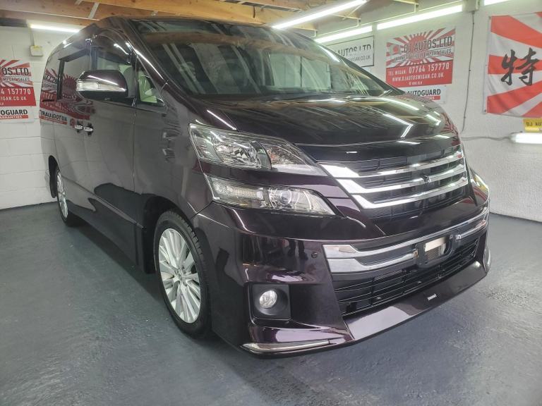 reserved deposit recieved!!!!!Toyota vellfire auto 7 seats japanese import only 