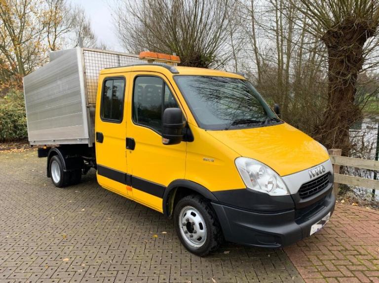 2014 Iveco Daily Crew Cab Chassis 3750 WB CHASSIS CAB DIESEL Manual