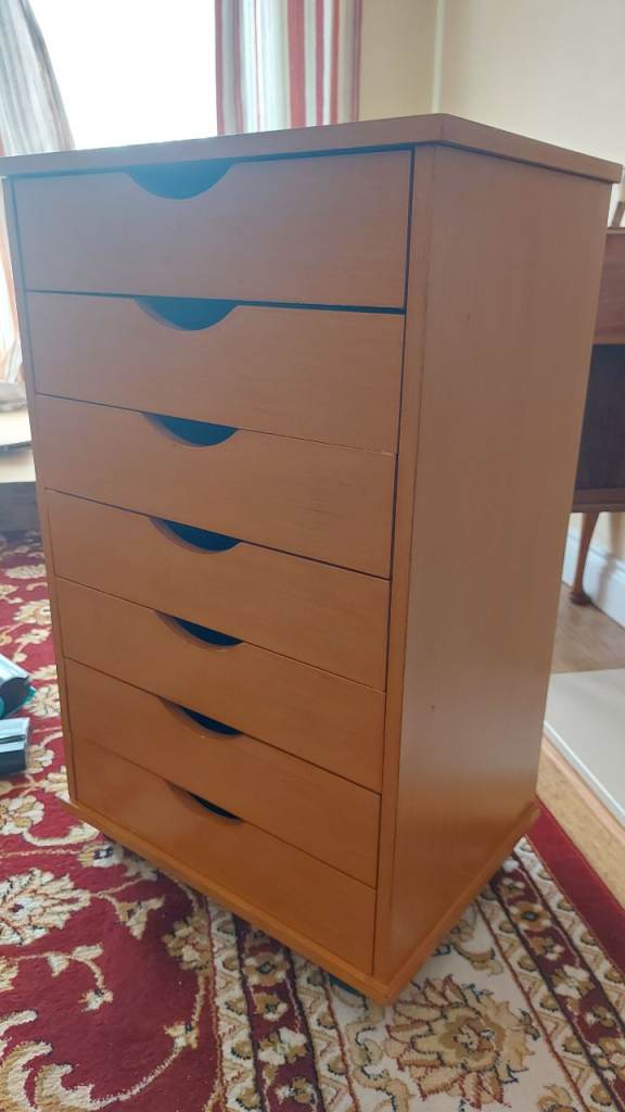Filing drawers