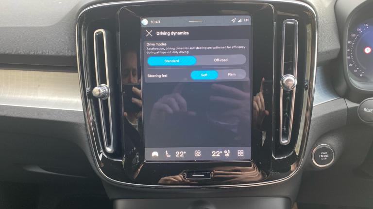 2025 Volvo XC40 2.0 B3P Plus Dark 5dr Auto Petrol Estate Estate Petrol Automatic