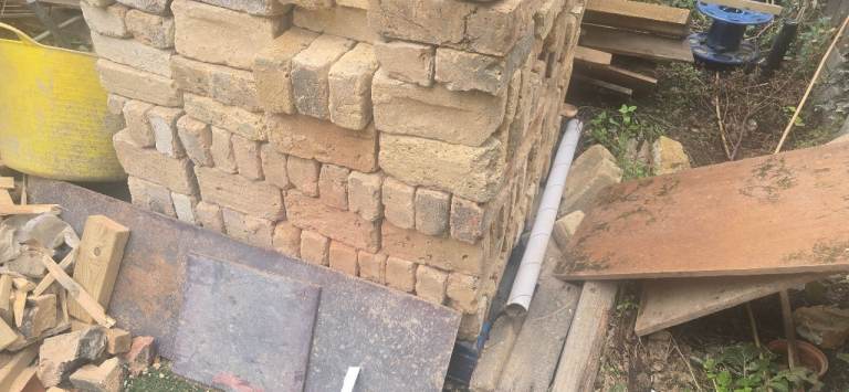 *London stock bricks left over on job in Leytonstone £1.20 per brick( Approx 800 )*