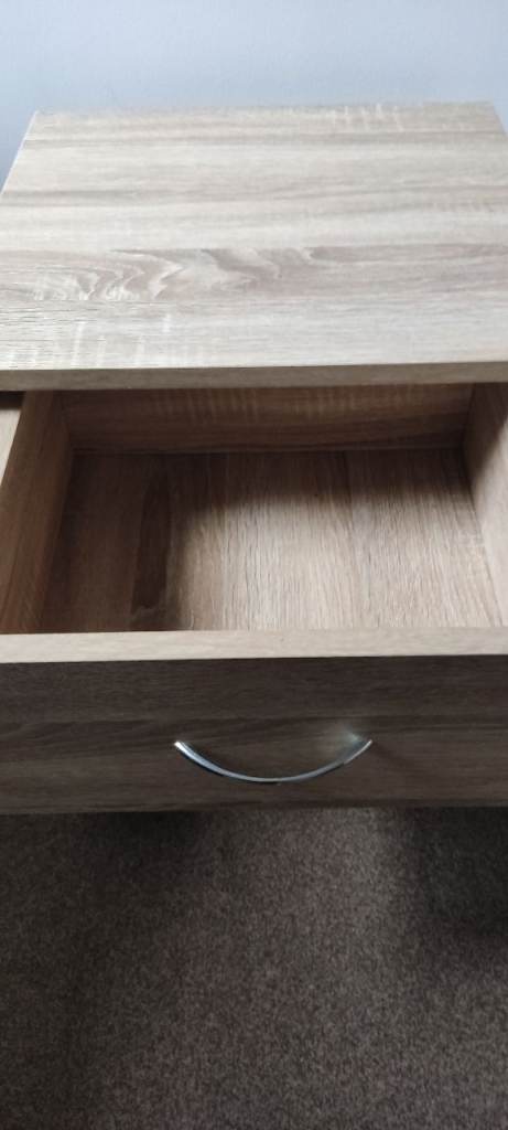 Table with drawers on wheels