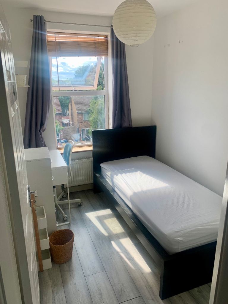 Single Room Rent House Share