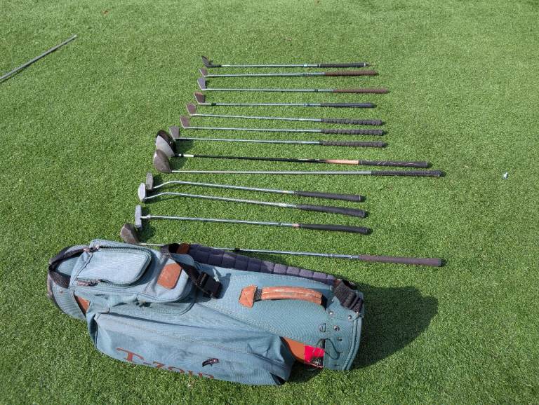 Golf Club Set and bag