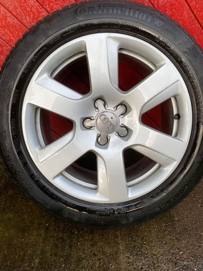 Audi A6 or A4 Winter Tyres on good clean 17" Alloy Rims 225/55/17