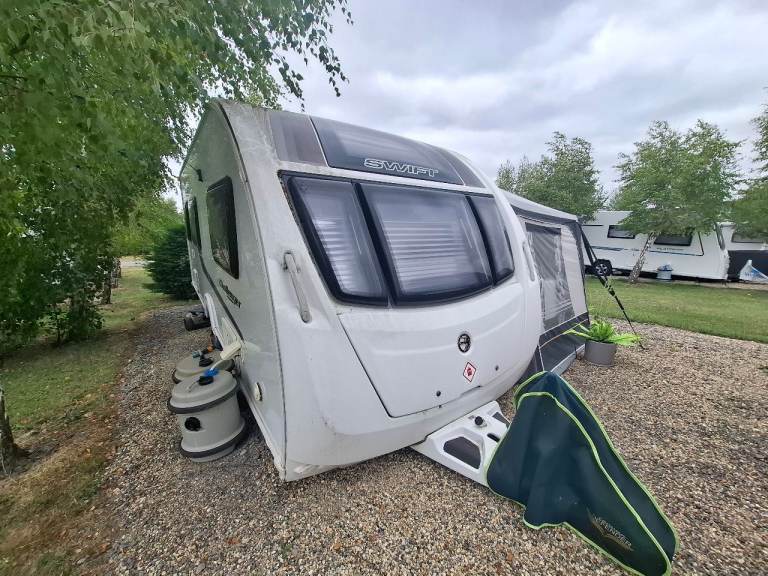 4 berth Swift challenger 524 histyle with extras