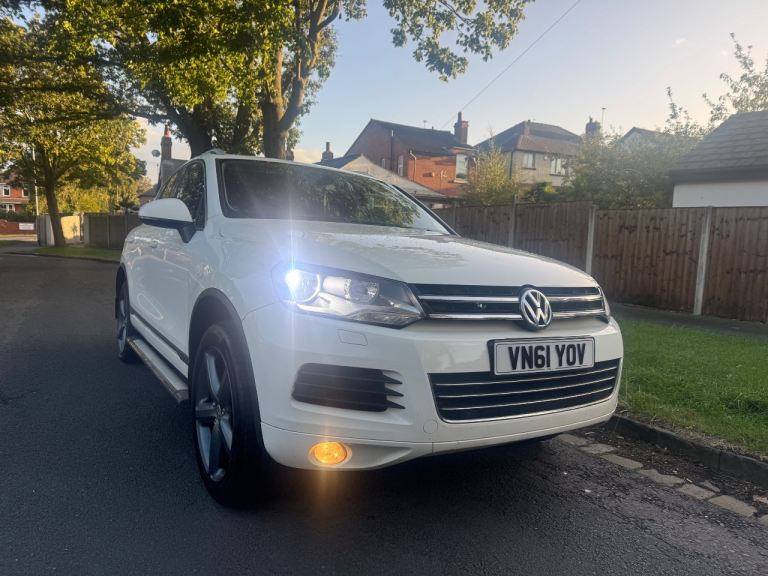 Volkswagen, TOUAREG, Estate, 2011, Semi-Auto, 2967 (cc), 5 doors