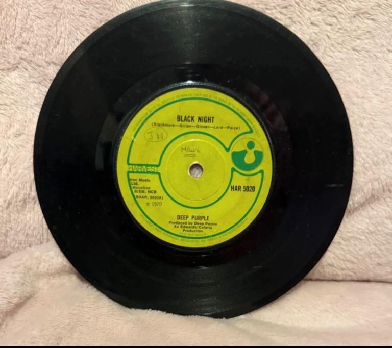 Deep Purple 7 inch Vinyl Single – Black Night / Speed King