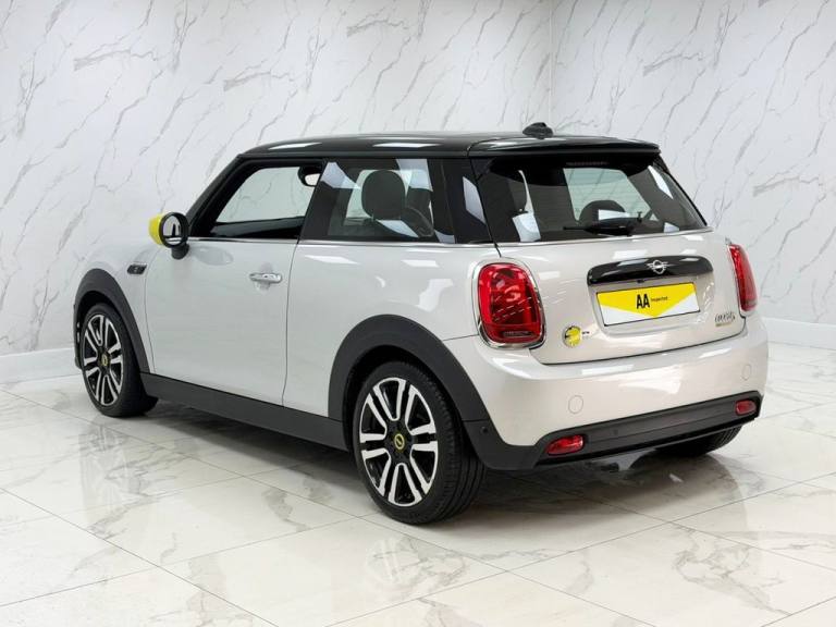 2021 MINI Electric Hatch Cooper SE 32.6kWh Level 3 Hatchback 3dr Electric Auto (184 ps) Hatchback...