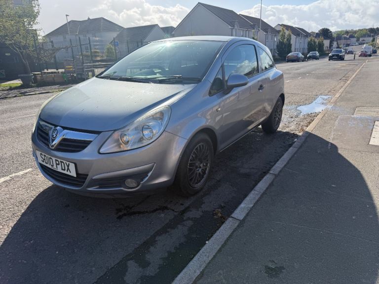 VAUXHALL CORSA 1.2 FULL YEARS MOT / NEW BRAKES / FRESH SERVICE