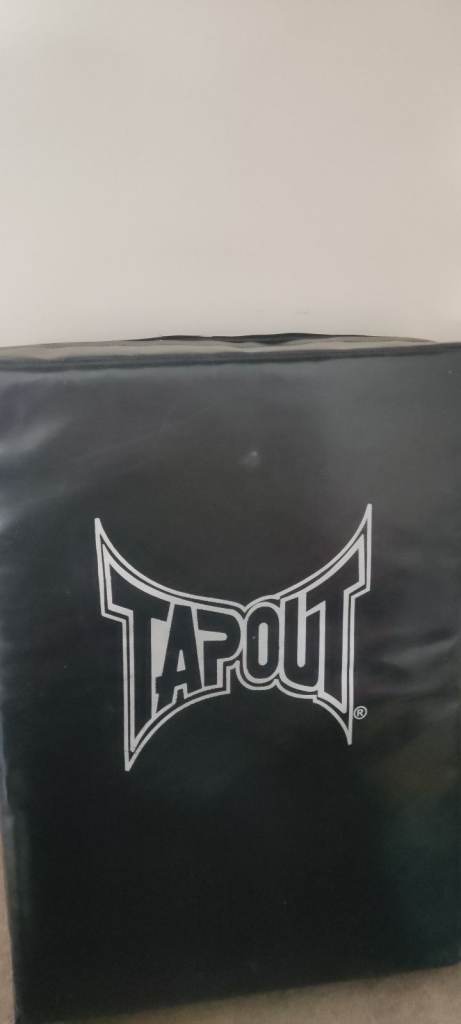Tapout Large Low Kick Shield Strike Pad For Boxing MMA Muay Thai Training