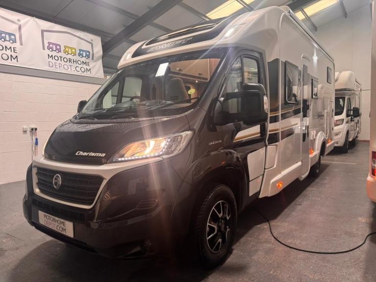 Swift Charisma 684 Black Edition