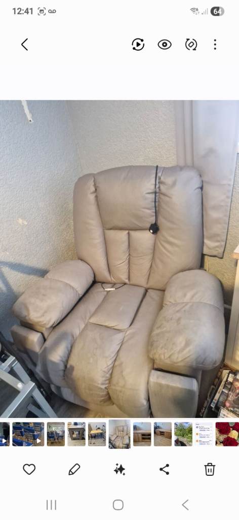 Good Condition Grey Leather Riser Recliner Chair with Massage Function