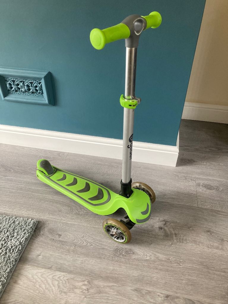 Kids scooter 